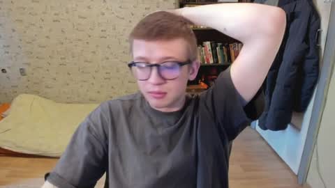 Snapshot of mortywithlove chatting on April 16, 2026, 3:07 am Morty online show from April 16, 2026, 3:07 am