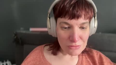 Snapshot of mossy_mommy chatting on February 16, 2025, 8:11 pm Mossy Mommy online show from February 16, 2025, 8:11 pm