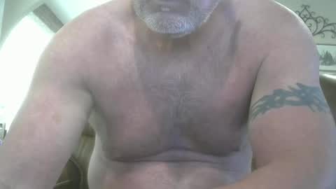 motorguy08 online show from October 29, 2025, 7:15 pm