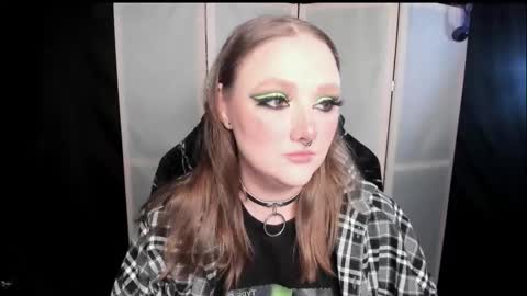 Snapshot of motorkate chatting on February 3, 2026, 1:04 am motorkate online show from February 3, 2026, 1:04 am