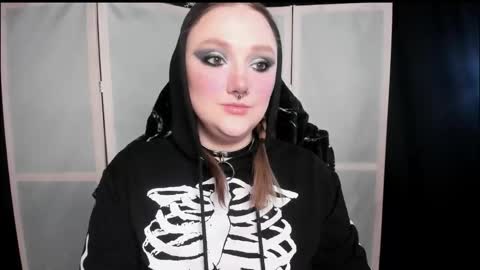 Snapshot of motorkate chatting on February 18, 2026, 11:33 pm motorkate online show from February 18, 2026, 11:33 pm