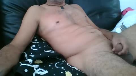 Snapshot of motyvation chatting on October 5, 2025, 11:52 am ADAM online show from October 5, 2025, 11:52 am