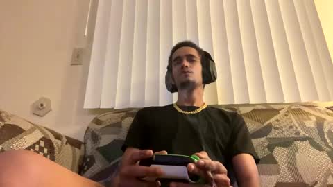 mouli23r online show from September 20, 2025, 2:45 am