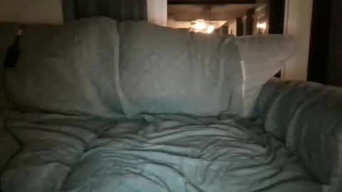 mr1bucket online show from October 15, 2025, 12:44 am