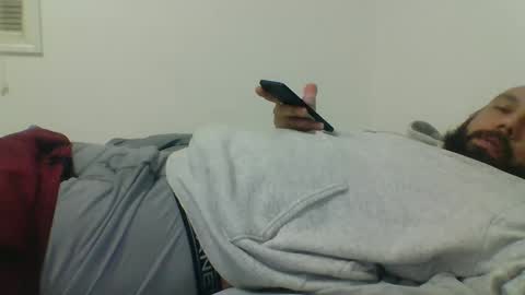 Mr8 online show from January 25, 2025, 3:09 am