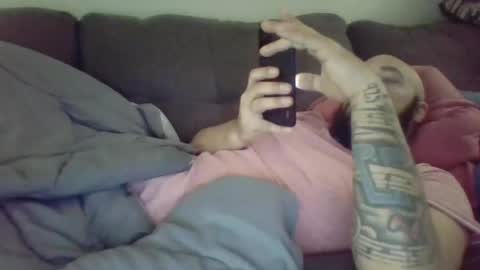 Mr8 online show from March 9, 2025, 5:17 pm