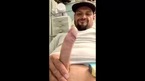Snapshot of mr_and_mrs_dtf chatting on April 27, 2026, 7:17 am mr_and_mrs_dtf online show from April 27, 2026, 7:17 am