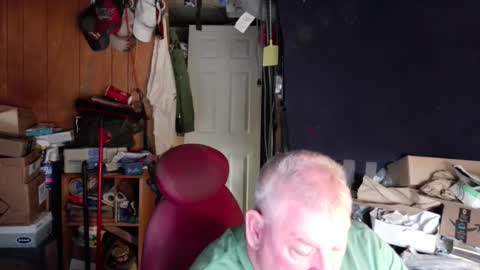 mr_canoe_licker_69 online show from December 10, 2024, 2:39 pm