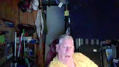 mr_canoe_licker_69 online show from December 24, 2024, 5:13 pm
