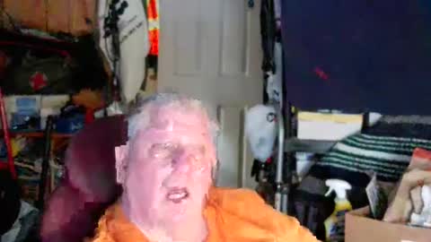 mr_canoe_licker_69 online show from January 13, 2025, 8:37 pm