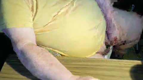 mr_canoe_licker_69 online show from February 11, 2025, 7:05 pm