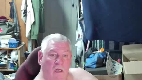 mr_canoe_licker_69 online show from February 26, 2025, 7:27 pm