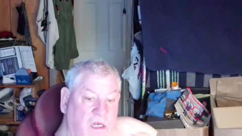 mr_canoe_licker_69 online show from March 4, 2025, 1:49 pm