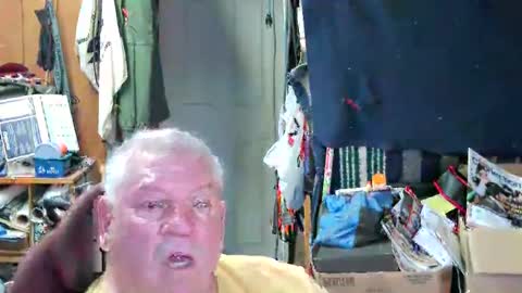 mr_canoe_licker_69 online show from March 7, 2025, 9:17 pm