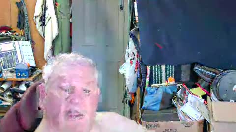 mr_canoe_licker_69 online show from March 9, 2025, 2:43 pm