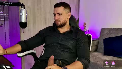 Snapshot of mr_david_cox chatting on February 16, 2025, 3:47 am David online show from February 16, 2025, 3:47 am