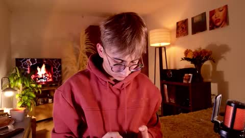 Mr Evans online show from September 14, 2025, 3:55 pm