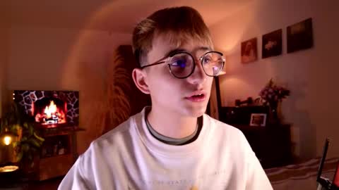 Mr Evans online show from October 13, 2025, 4:07 pm