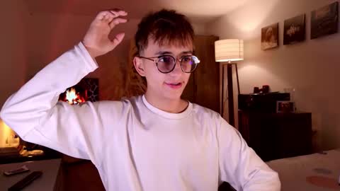 Mr Evans online show from November 1, 2025, 4:09 pm