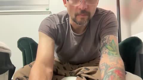 mr_halfling online show from May 31, 2026, 5:26 am