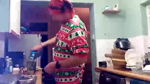 Snapshot of mr_i_ chatting on December 27, 2024, 7:35 pm mr_i_ online show from December 27, 2024, 7:35 pm