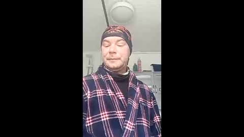 mr_i_ online show from April 10, 2026, 8:41 am