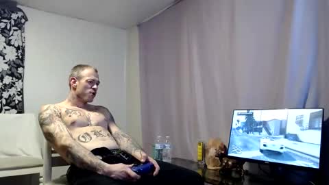 Snapshot of mr_j_showoff chatting on December 4, 2024, 8:01 am whateveryouwant online show from December 4, 2024, 8:01 am