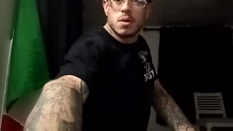 Snapshot of mr_j_showoff chatting on December 23, 2024, 11:25 am whateveryouwant online show from December 23, 2024, 11:25 am