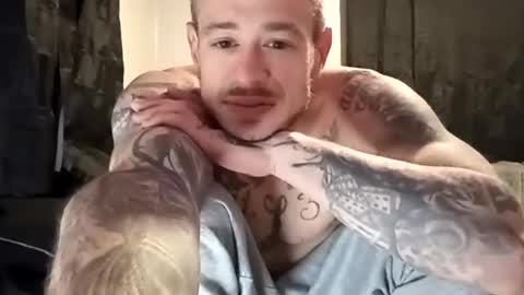 Snapshot of mr_j_showoff chatting on December 24, 2024, 9:28 am whateveryouwant online show from December 24, 2024, 9:28 am