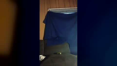 mr_long_dong154177 online show from May 23, 2026, 11:03 am