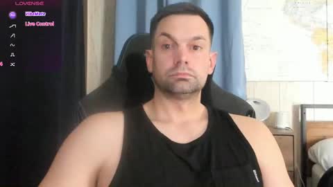 Cam online show from February 13, 2025, 2:23 am