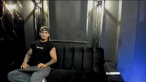 Snapshot of mr_maximo chatting on October 2, 2025, 5:03 am mr_maximo online show from October 2, 2025, 5:03 am