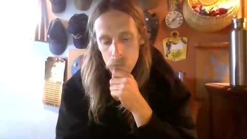 Snapshot of mr_moustache_ride chatting on May 11, 2026, 1:33 am Mister online show from May 11, 2026, 1:33 am