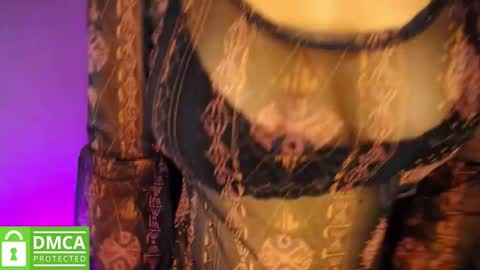 Snapshot of mr_mrscurie chatting on January 12, 2025, 2:24 am Mr  Mrs Curie online show from January 12, 2025, 2:24 am