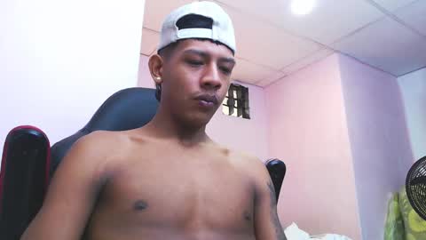 Snapshot of mr_stiven_ chatting on January 5, 2025, 8:22 am mr_stiven_ online show from January 5, 2025, 8:22 am