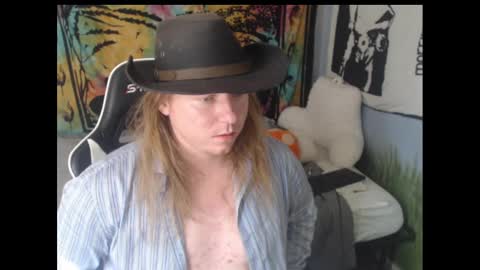 mr_strawberry online show from September 28, 2025, 6:02 pm