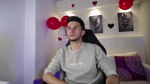 Snapshot of mr_williseo chatting on February 18, 2025, 11:30 pm williseo online show from February 18, 2025, 11:30 pm