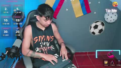 Snapshot of mralpha_latino chatting on July 9, 2026, 7:23 am Alpha LATINO online show from July 9, 2026, 7:23 am