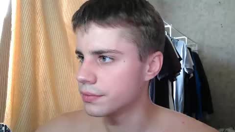Snapshot of mrbepsik chatting on July 15, 2026, 11:26 am Mr Roman online show from July 15, 2026, 11:26 am