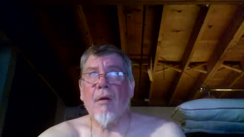Snapshot of mrblade666 chatting on June 22, 2026, 2:02 am mrblade666 online show from June 22, 2026, 2:02 am