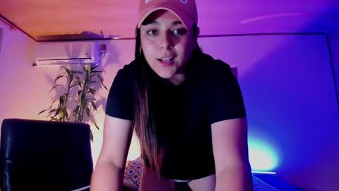 Laura online show from December 19, 2024, 3:18 am