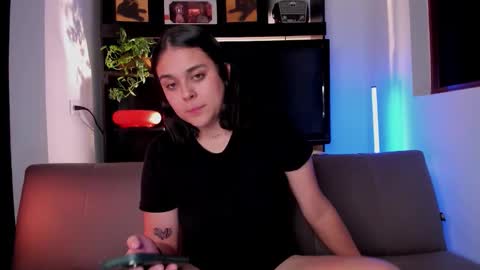 Laura online show from September 9, 2025, 5:40 am