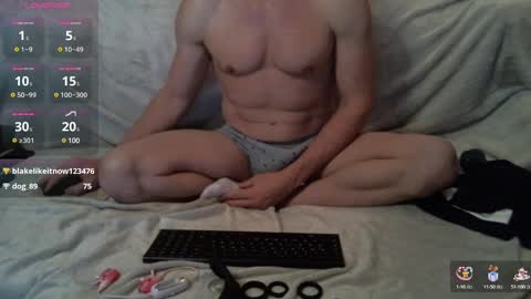 Snapshot of mrco911312 chatting on December 31, 2024, 9:06 pm mrco911312 online show from December 31, 2024, 9:06 pm