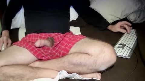 mrericsmith  email hidnnn online show from December 18, 2024, 3:33 pm