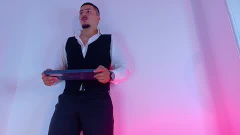 Mr Fox online show from December 20, 2025, 7:43 pm