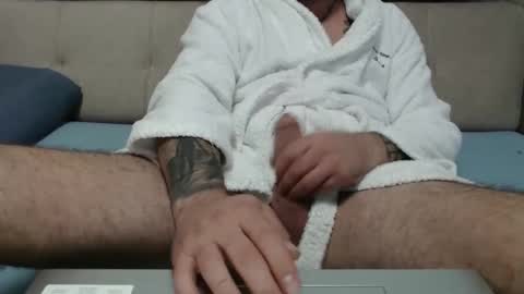 mrhairyx1 online show from October 7, 2025, 12:46 pm
