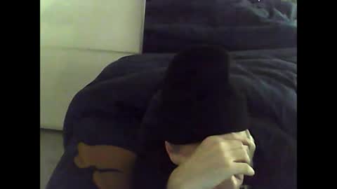 Snapshot of mrhandsomelovee chatting on March 10, 2025, 7:42 am Nikola online show from March 10, 2025, 7:42 am