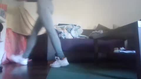 Snapshot of mrhandsomelovee chatting on October 10, 2025, 10:03 am Nikola online show from October 10, 2025, 10:03 am