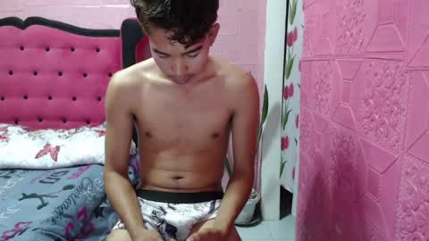 mrheartthief online show from July 5, 2026, 2:02 pm