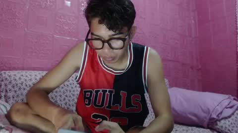 mrheartthief online show from July 21, 2026, 12:29 pm